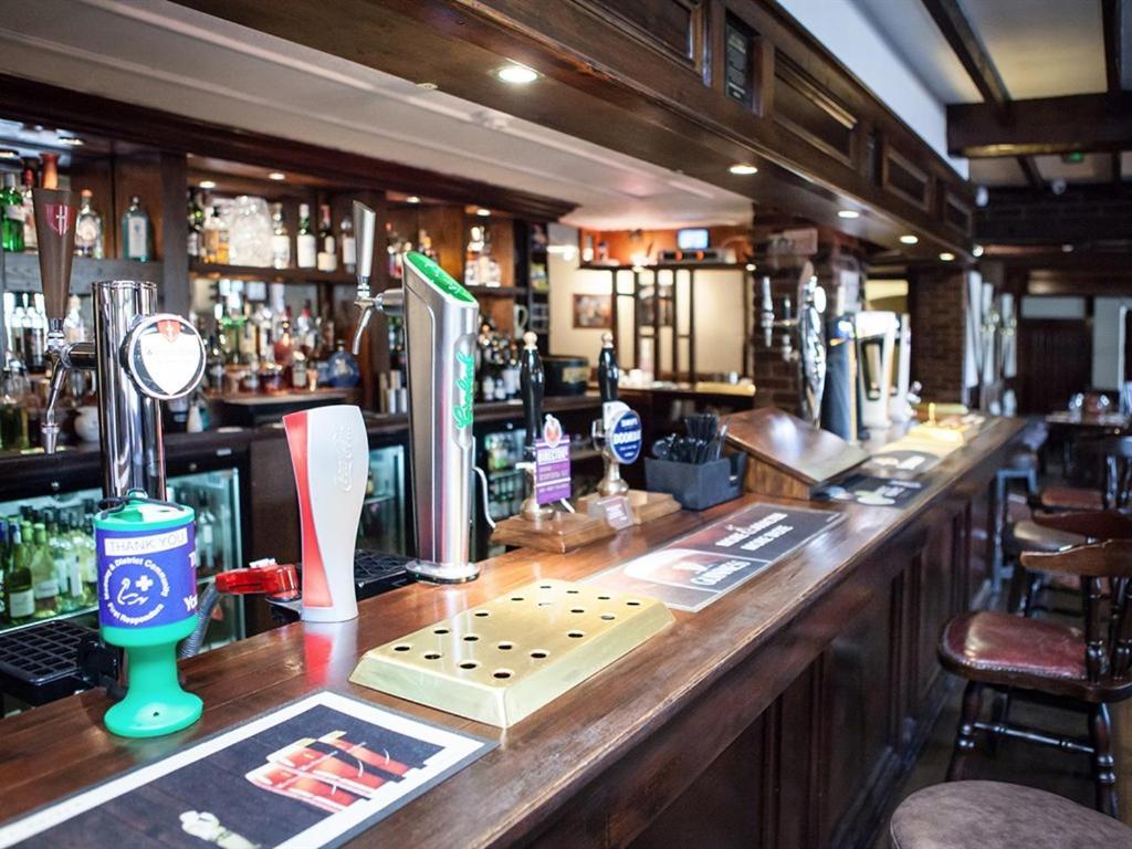 The Crewe Arms Hotel Экстерьер фото