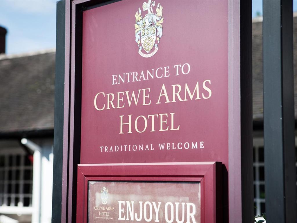 The Crewe Arms Hotel Экстерьер фото